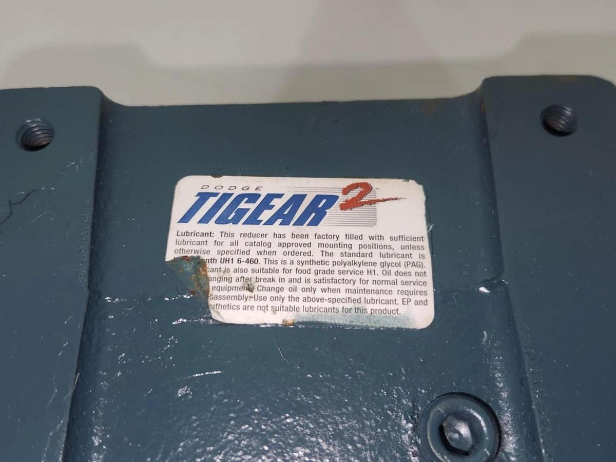 Refurbished Dodge 176Q10L56 Tigear-2 Right Angle Gear Reducer 10:1 56C  Left gearbox