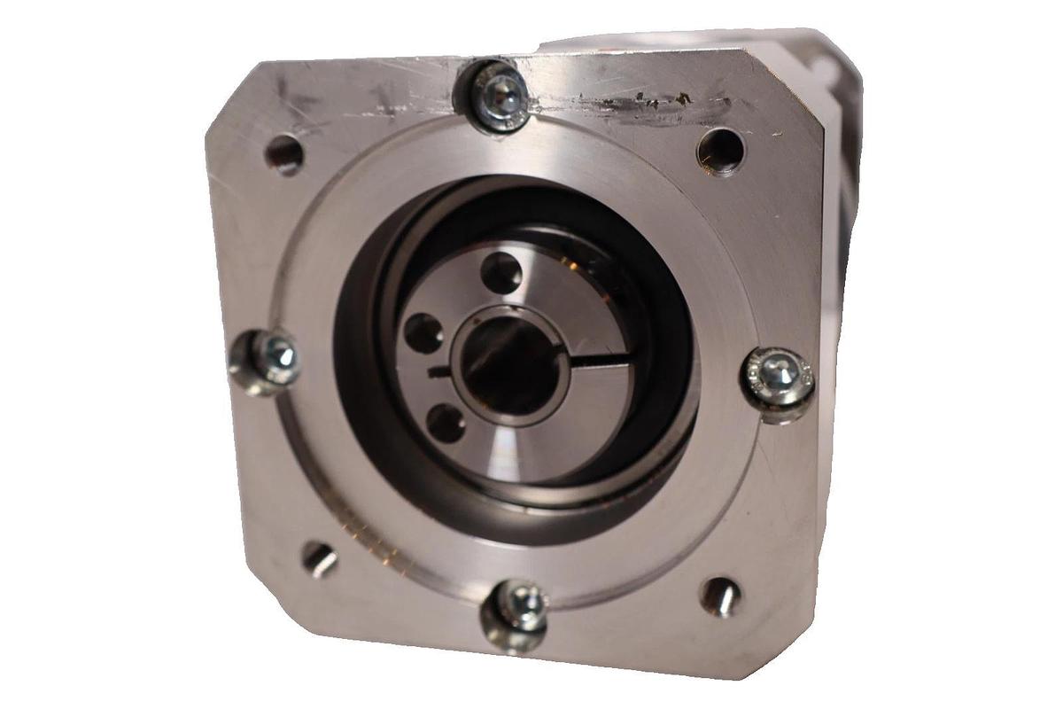 Durr Planetary Gearbox PLQE120-032-SSSA3AF-E19 (New, takeout)
