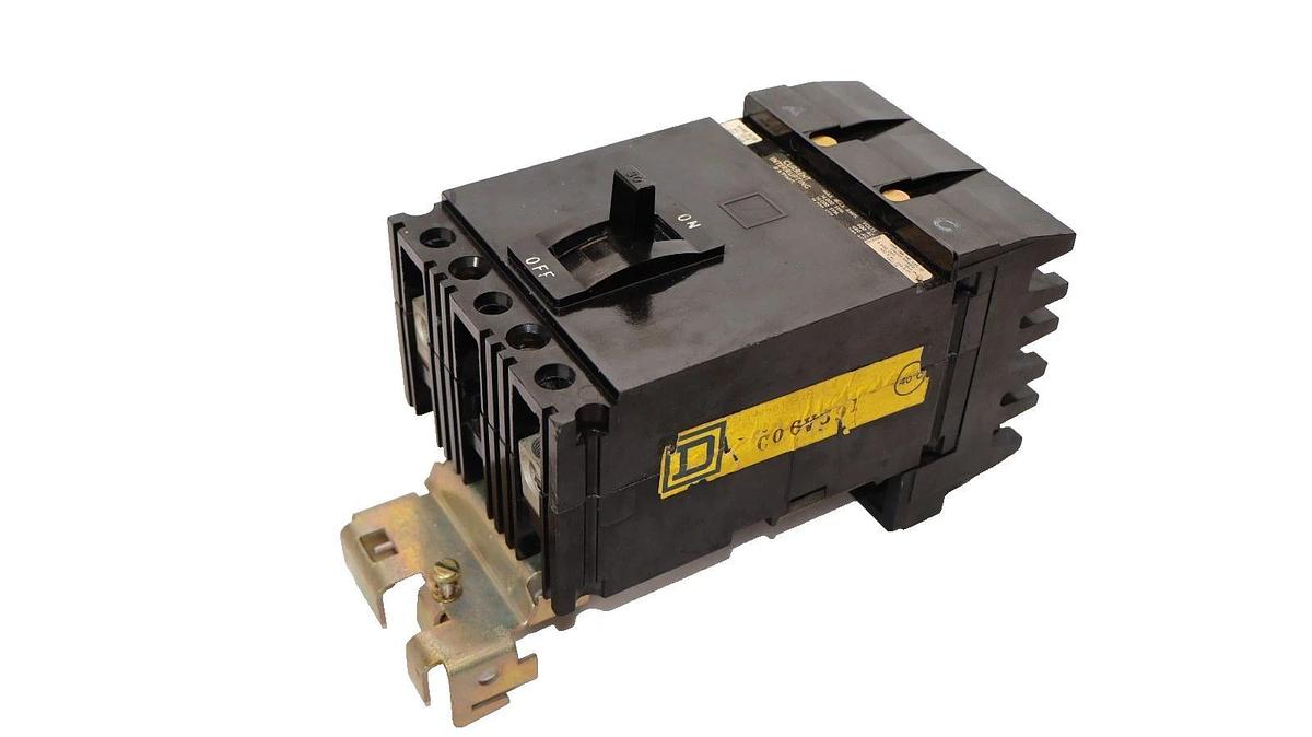 Used Square D 30A Circuit Breaker FA-26030-AC 2-Pole 30 Amp FA26030AC