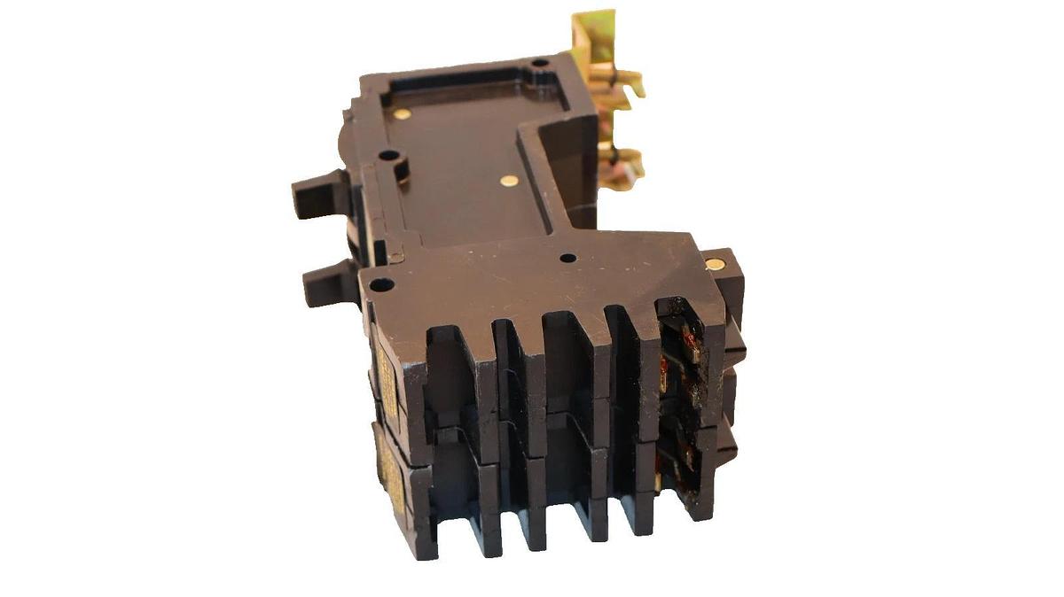 Used (Lot of 2) Square D Circuit Breaker 20A 20 Amp FY14020C 1p 1  Pole