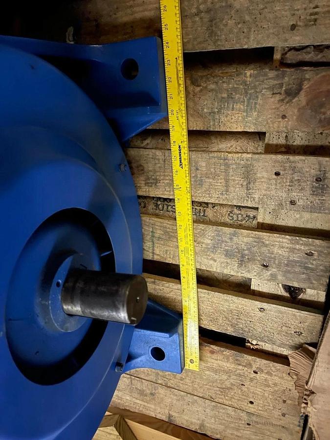 Used Sumitomo SM-Cyclo CHHS4225Y-11 Gear Reducer 11:1 Ratio 1165 HP 66,700 Torque out