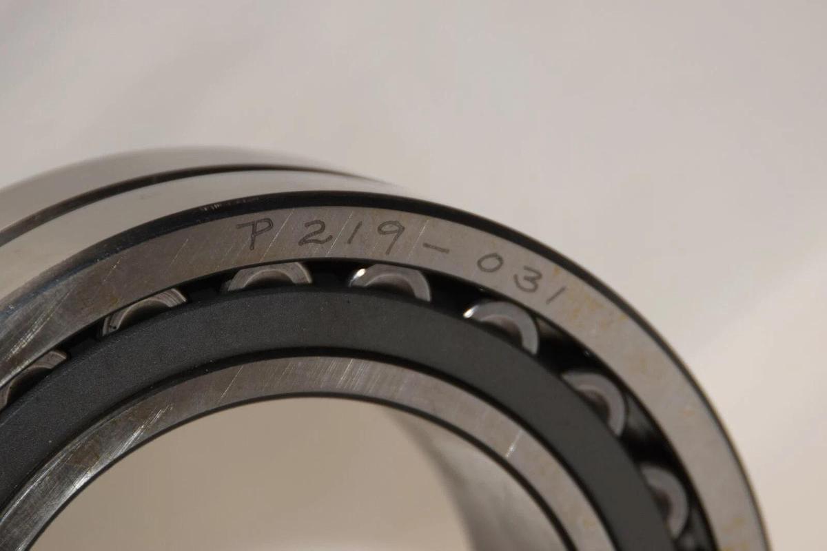 (New) SKF 466144 Spherical Roller Bearing P219-031