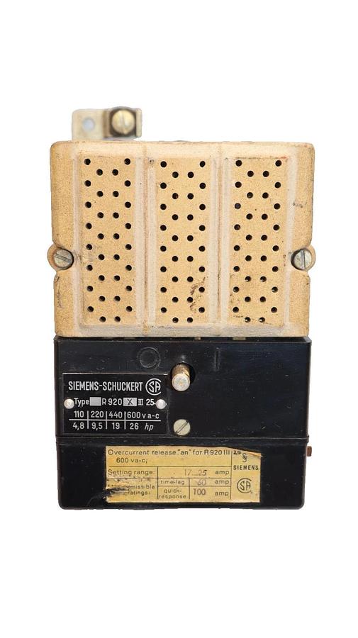 Used Siemens R920III25 , R920 X III 25 600Vac 100Amp Overload Relay Vintage (NOS)