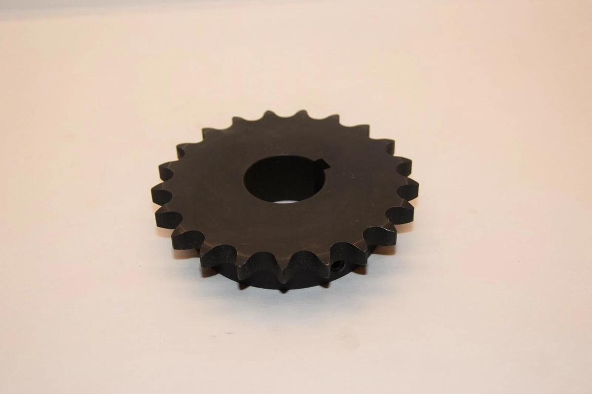 (NEW) MARTIN 60BS21 1-5/8 1-5/8" Bore 21 Teeth Sprocket