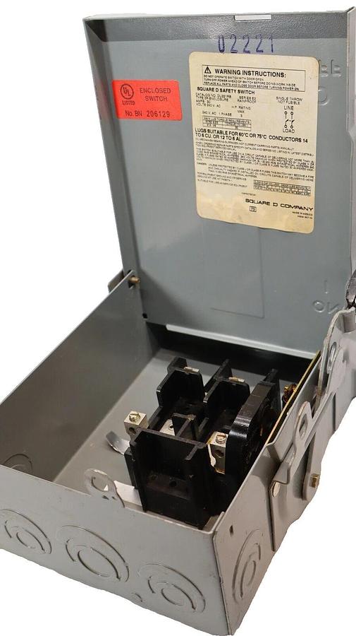 Used SQUARE D Safety Switch DU221RB 30Amp 240V Series E2 Type 3R Enclosure