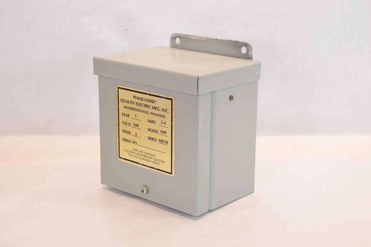 Used QUALITY ELECTRIC MFG. INC. Model 600 1KVAR 2.4A 3PH 240V 50/60Hz Phase-Liner