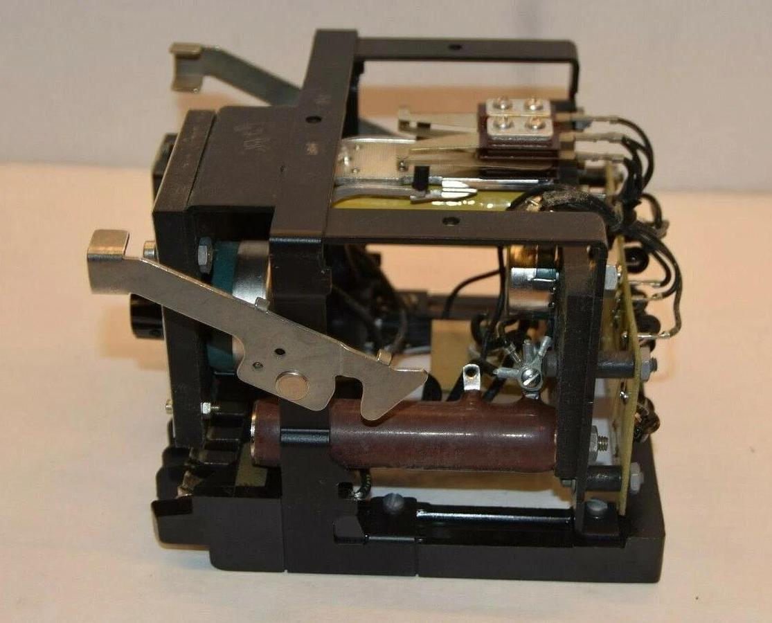 Refurbished Westinghouse 293B301A10A 48/125V Type TD-5 0.2-2A Time Delay Relay