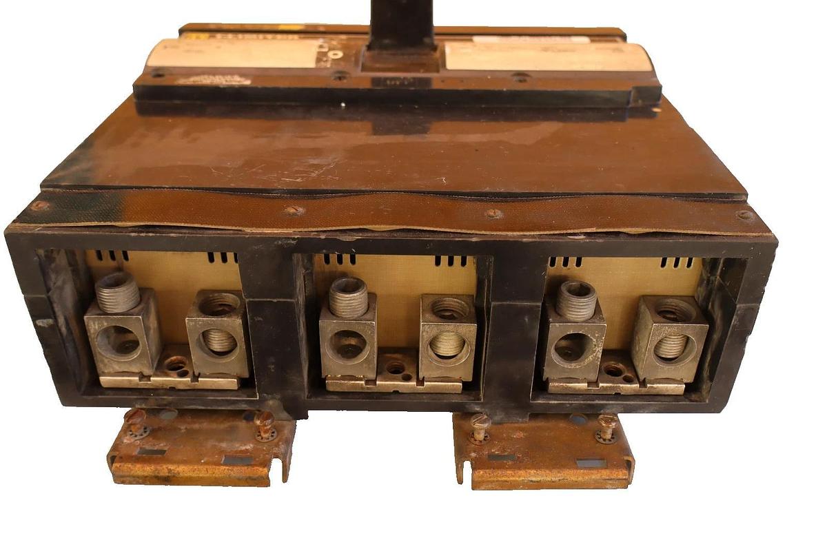 Used Square D I-Limiter Circuit Breaker 300 Amp IL34300 300A Frame 3Pole