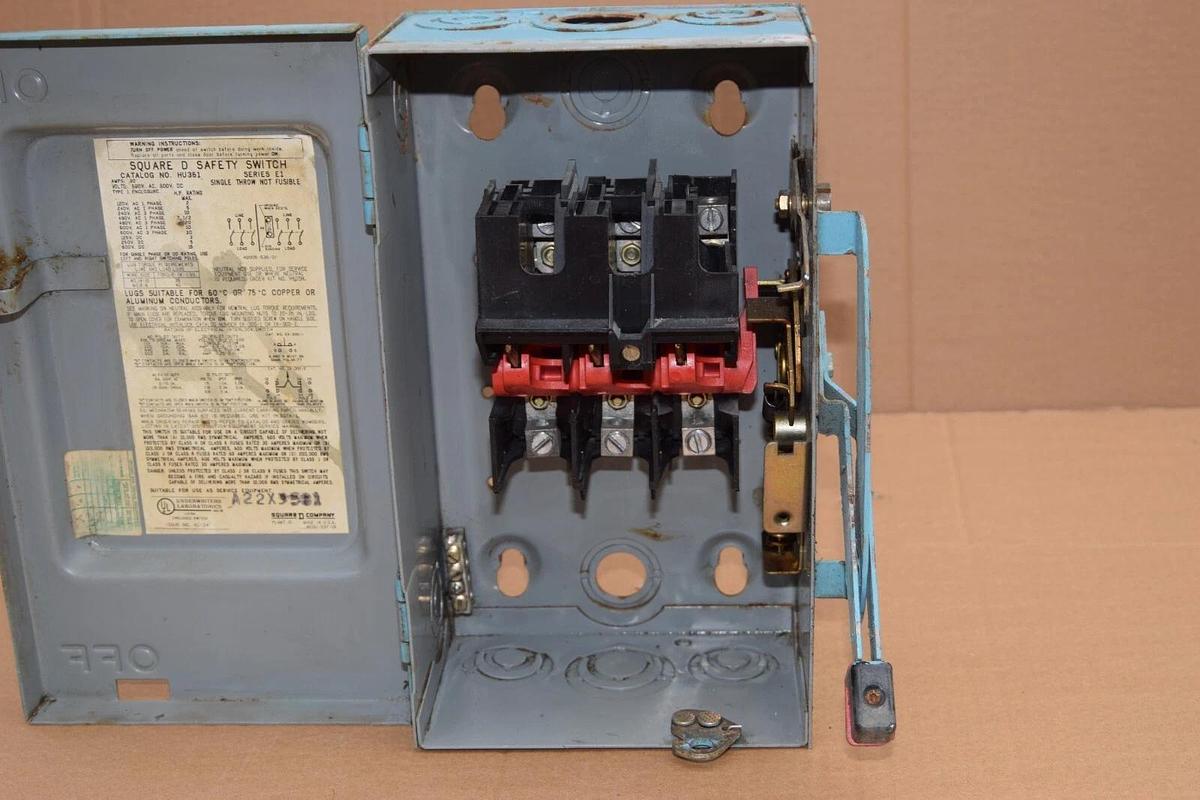 Used SQUARE D Safety Switch HU361 30A 30 Amp 30 A 600V Series E1 Safety Switch