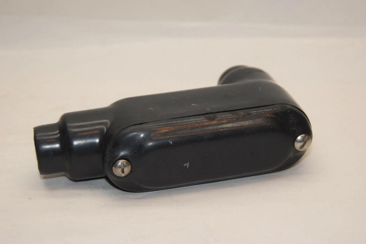 (NEW) 8.0 CU IN 8.0CUIN 3/4" Coated Conduit Body 90 Degree Elbow Fitting