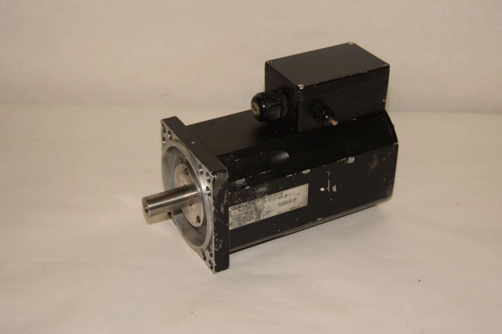 Used Bautz M713F-030-30-1 M713F030301 AC Servo Motor