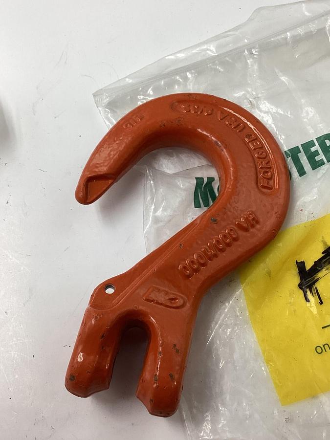 Chapin Speer E25 1-49/200" x 1/2" , 1.2450" x 0.4965" Carbon Brush (New)