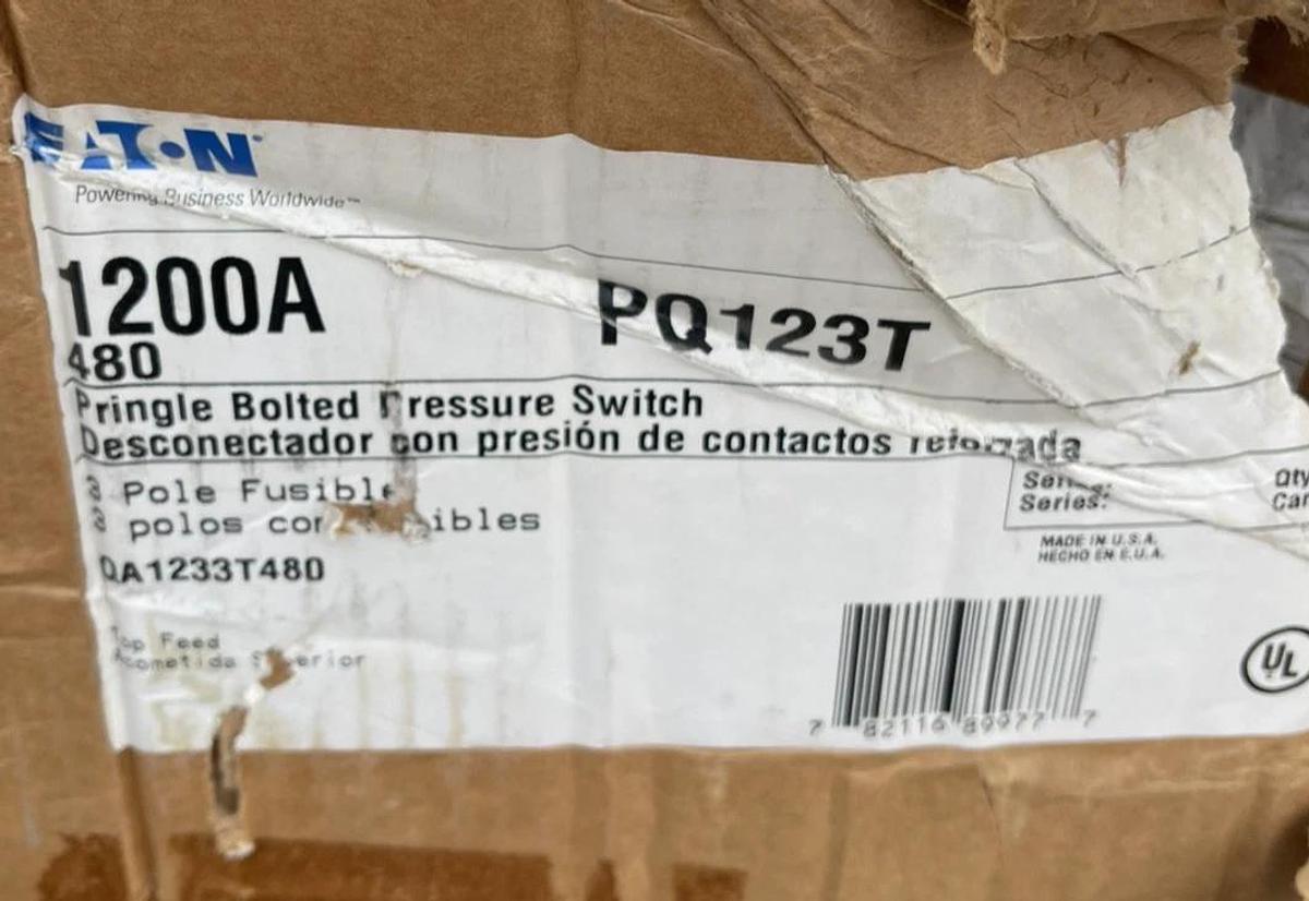 Eaton Bolted Pressure Contact Switch, 3PH 480V 1200 Amp, QA1233T480 1200A PQ123T