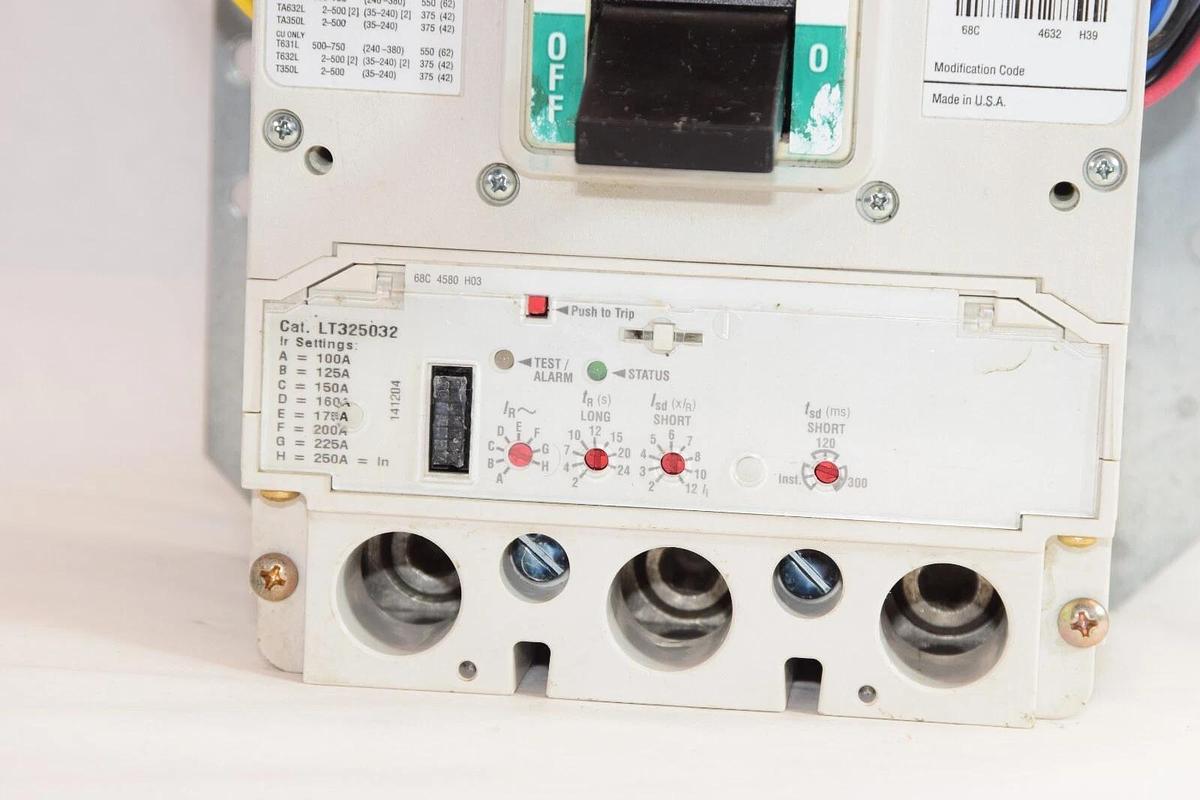 Used Eaton L630H LGH3630NN 69D4632G03 3pole 630A 630 A 630 Amp LT325032 trip