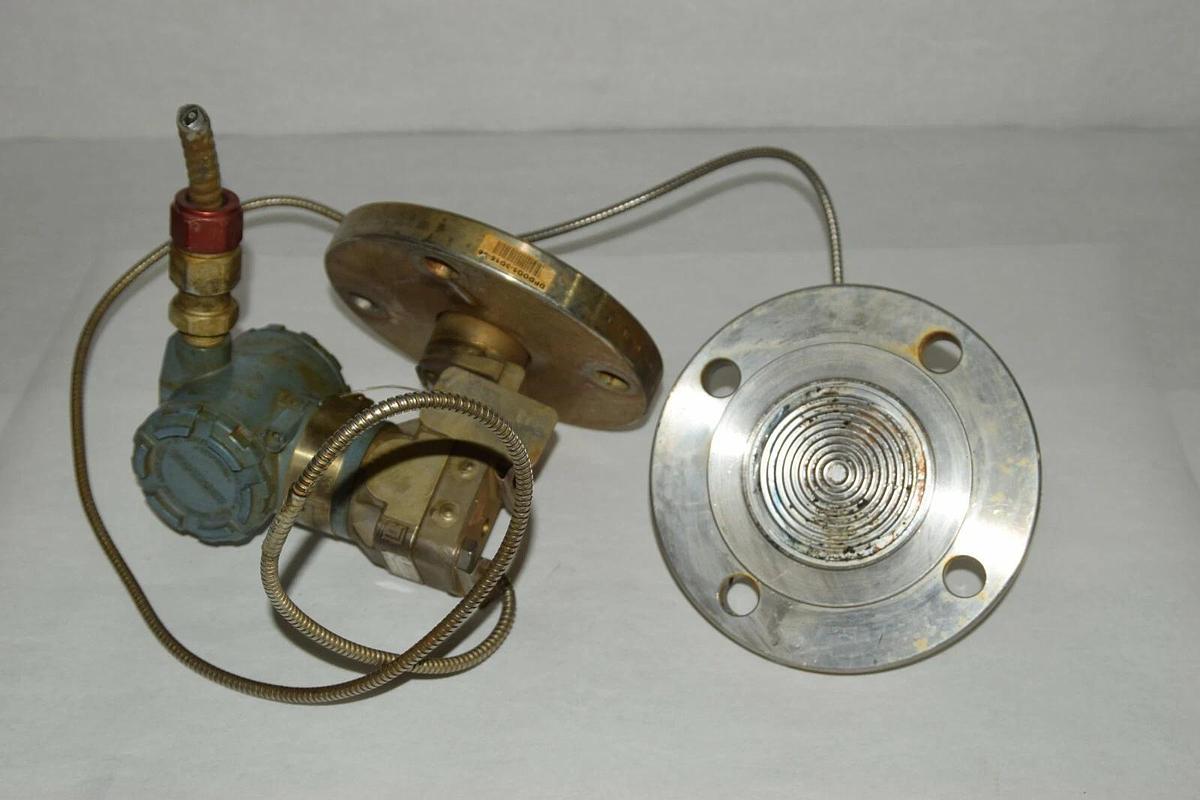 Used ROSEMOUNT Smart Family 03031-0001-0002 03031-0761-0022 Pressure Transmitter