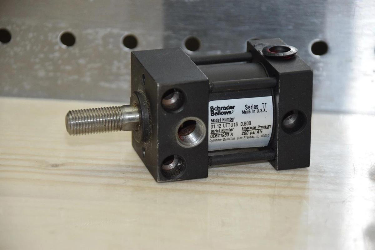 Used SCHRADER BELLOWS 01.12 UTTU16 0.500 200psi SERIES TT PNEUMATIC CYLINDER
