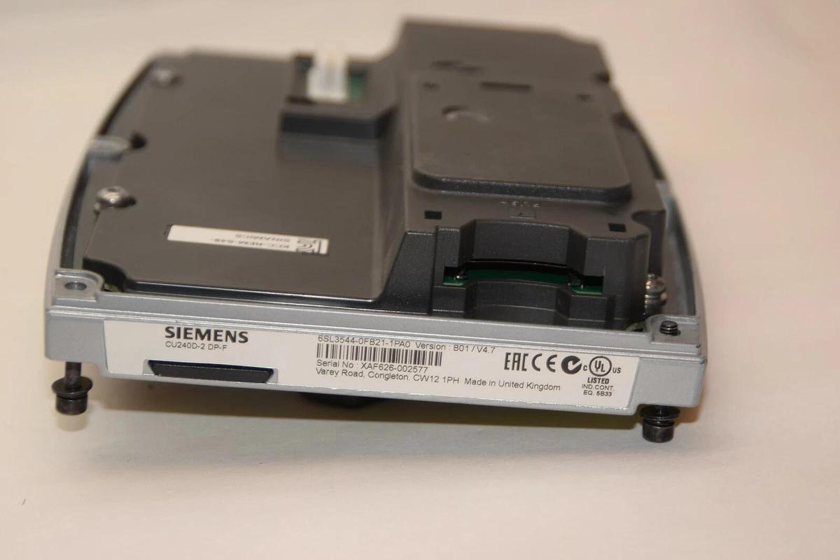 Used Siemens Sinamics Control Unit CU240D-2 DP-F 6sl3544-0fb21-1pa0  Vers.B01/V4.7