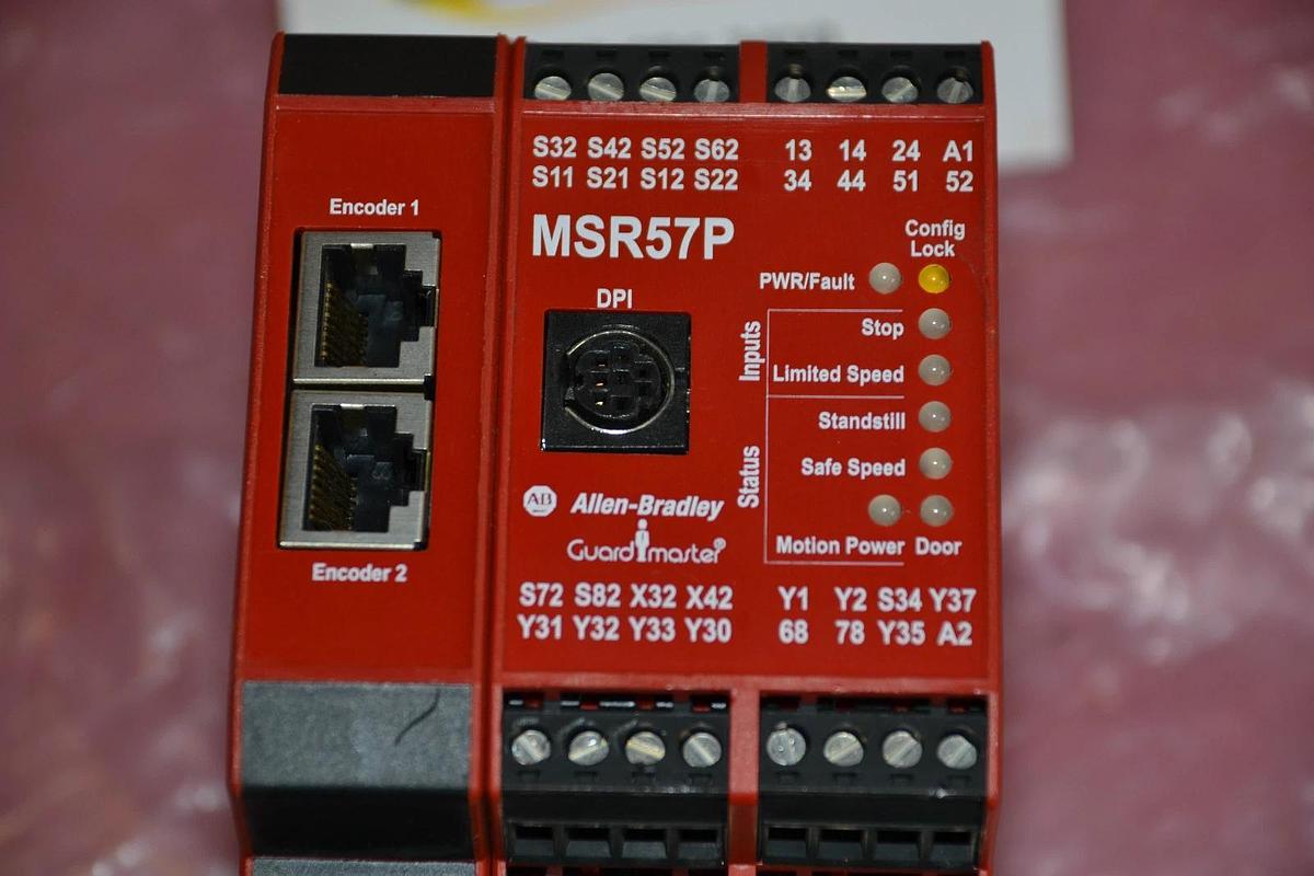 Used Allen Bradley Guardmaster Safety Relay MSR57P 440R-X00000 440R X00000 E4/3 24vdc