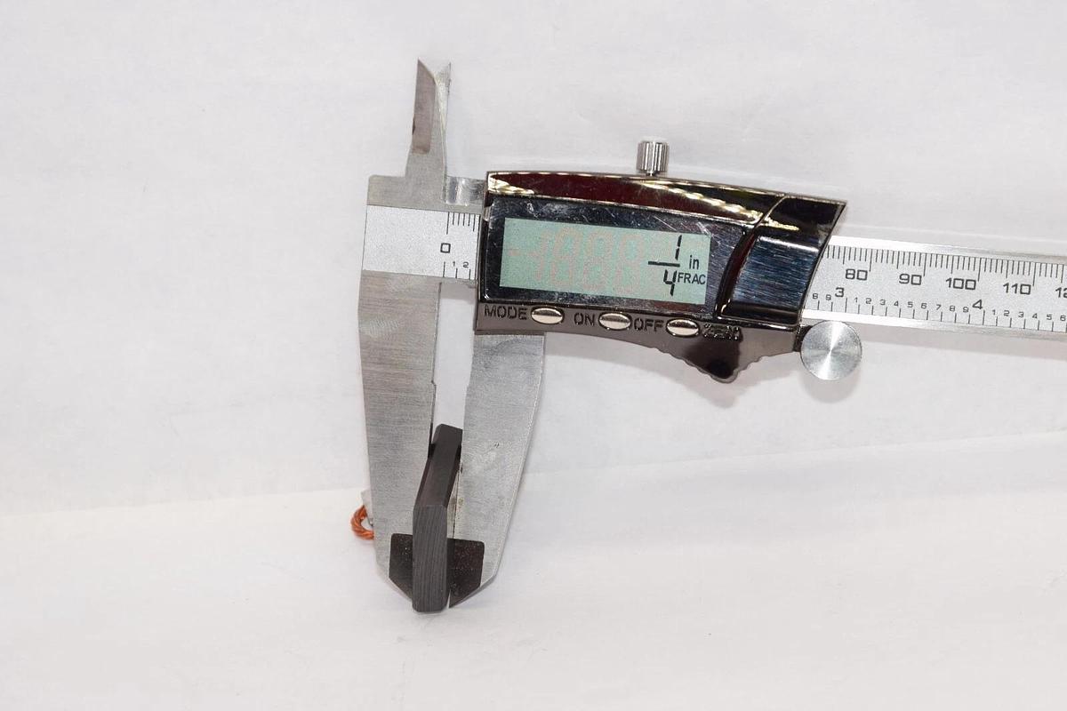 WA89 Carbon Motor Brush Brushes WA 89 1" x 1/4" (NEW - Lot 4)