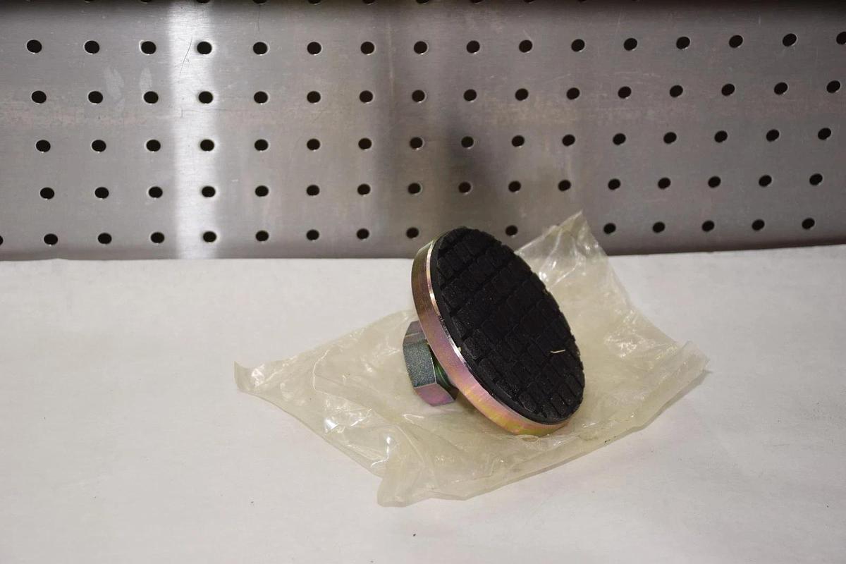 Gibraltar  NTS-5Z 1-8 NO SKID W/O BLT ZINC LEVELING MOUNT NEW