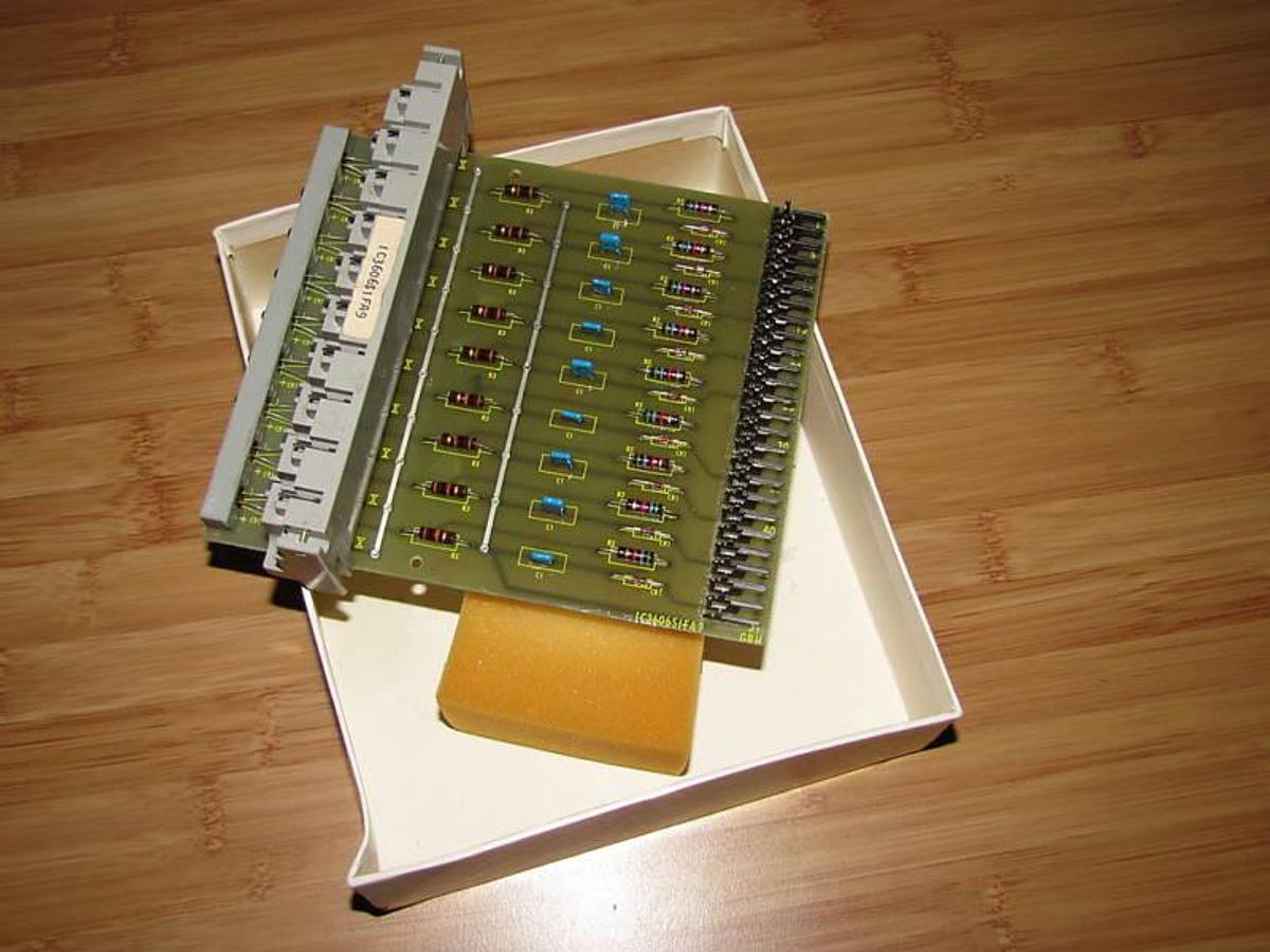 Used NEW  GENERAL ELECTRIC  IC3606SIFA9  NEW IN BOX