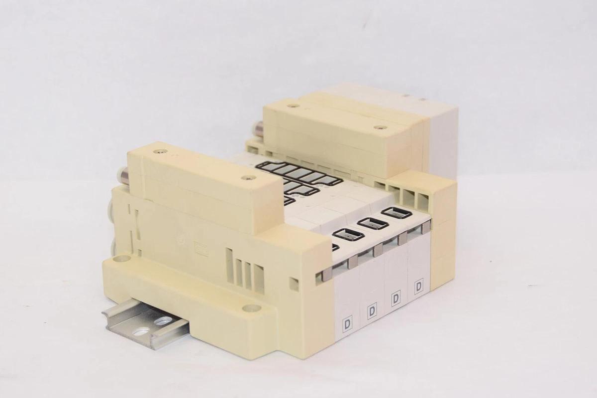 (NEW) SMC SS5V2-W16SA1WD-04BR-C6 EX500-S001(NPN) Gateway System Base Manifold