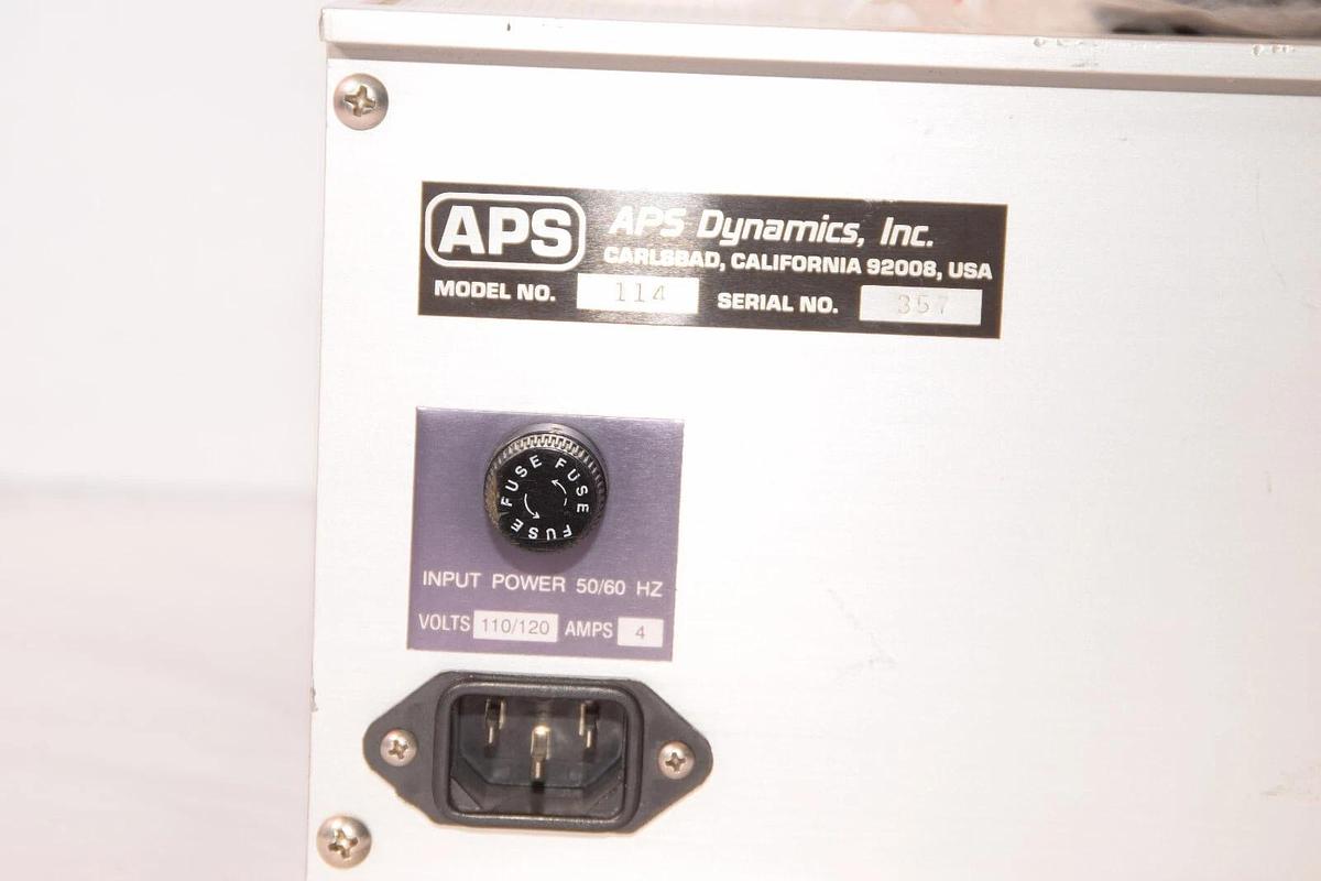 Used APS Dynamics 114 Power Amplifier  Acoustic Power Systems Dual mode Amplifier