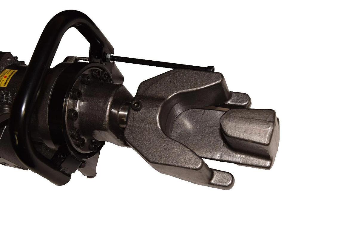 (NEW) REBAR BENDER RB-16 RB16 900W 110V 16mm max  Tool with Carrying Case