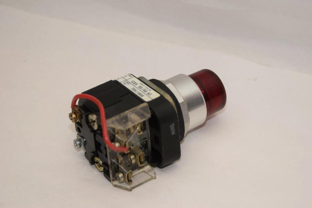 (NEW) ALLEN BRADLEY 800T-PT16 Series T 120V 50/60Hz Red Push Button