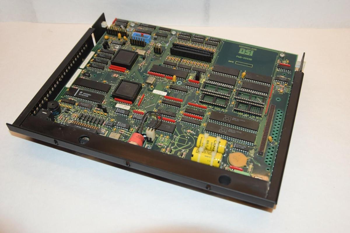 Used Allen Bradley DSI PWB-00032 Rev 1.1 46240074 Circuit Board Control Panel