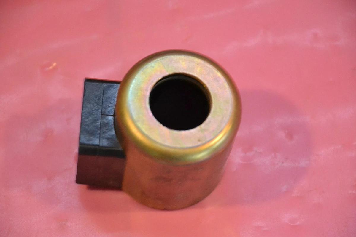 NO NAME COIL R978713613 193994  24vdc 24v  100%ED 1.4A NEW