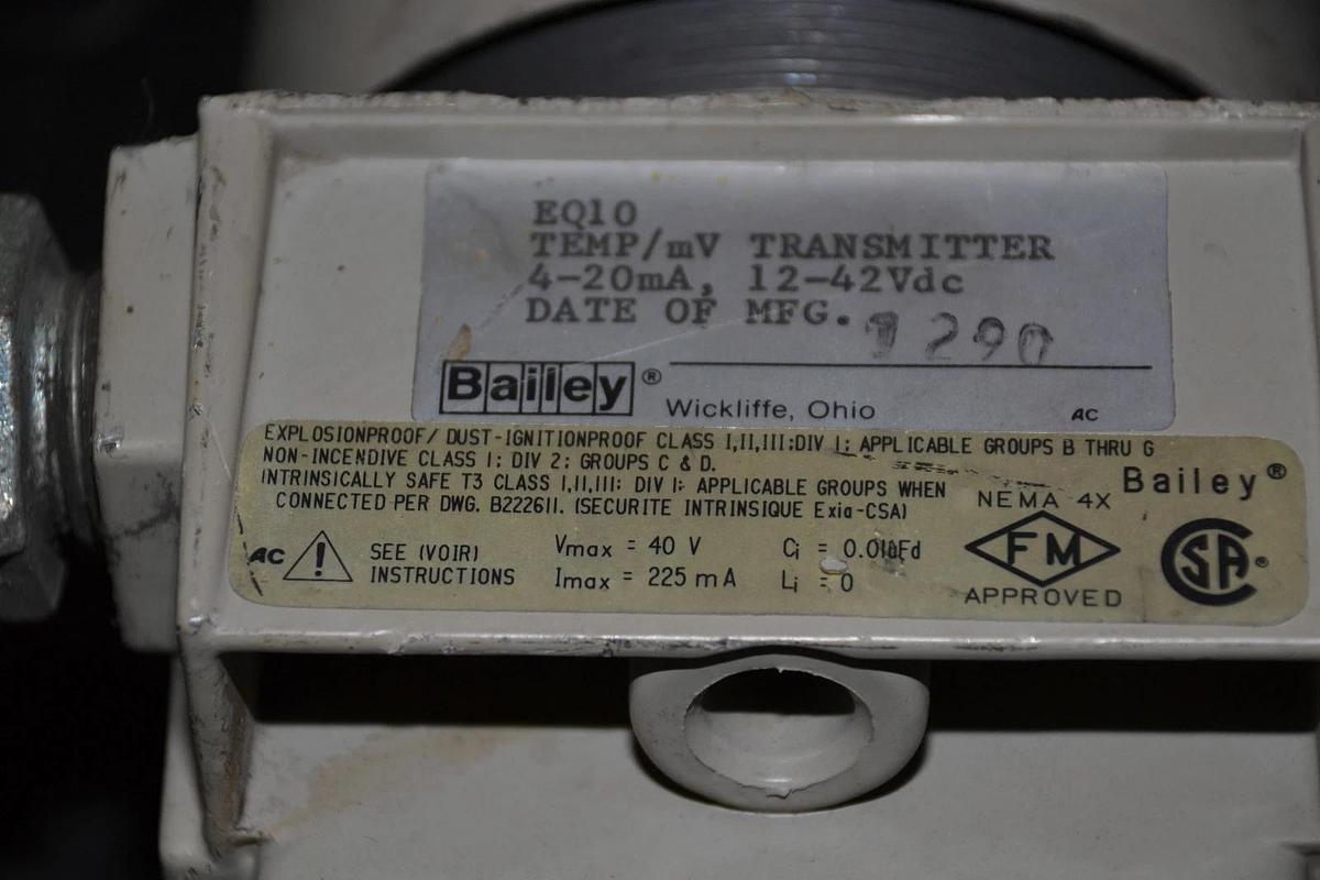 Used BAILEY EQ10 TEMPERATURE TRANSMITTER EQ10 12-42 VDC