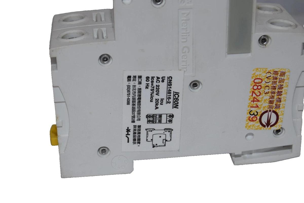 Used SCHNEIDER ELECTIRC iC60N C 25A iC60NC25A 2 Pol 2P 400V Miniature Circuit Breaker