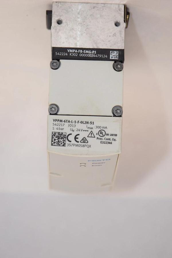 Used FESTO VPPM-6TA-L-1-F-0L2H-S1 , 542217 300mA Pressure Regulator