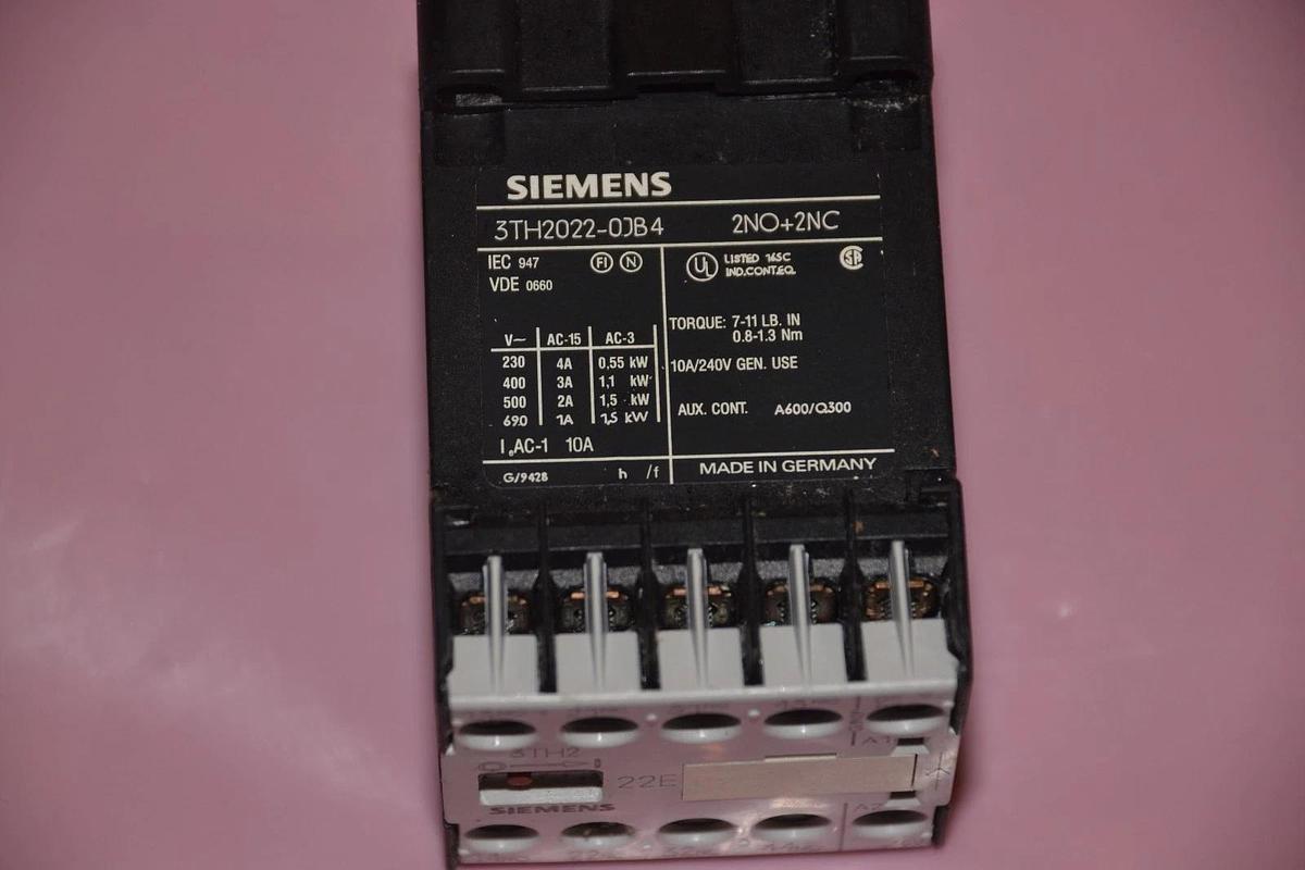 Used SIEMENS CONTROL RELAY 3TH2022-0JB4 3TH2022 0JB4 10A 10 A AMP