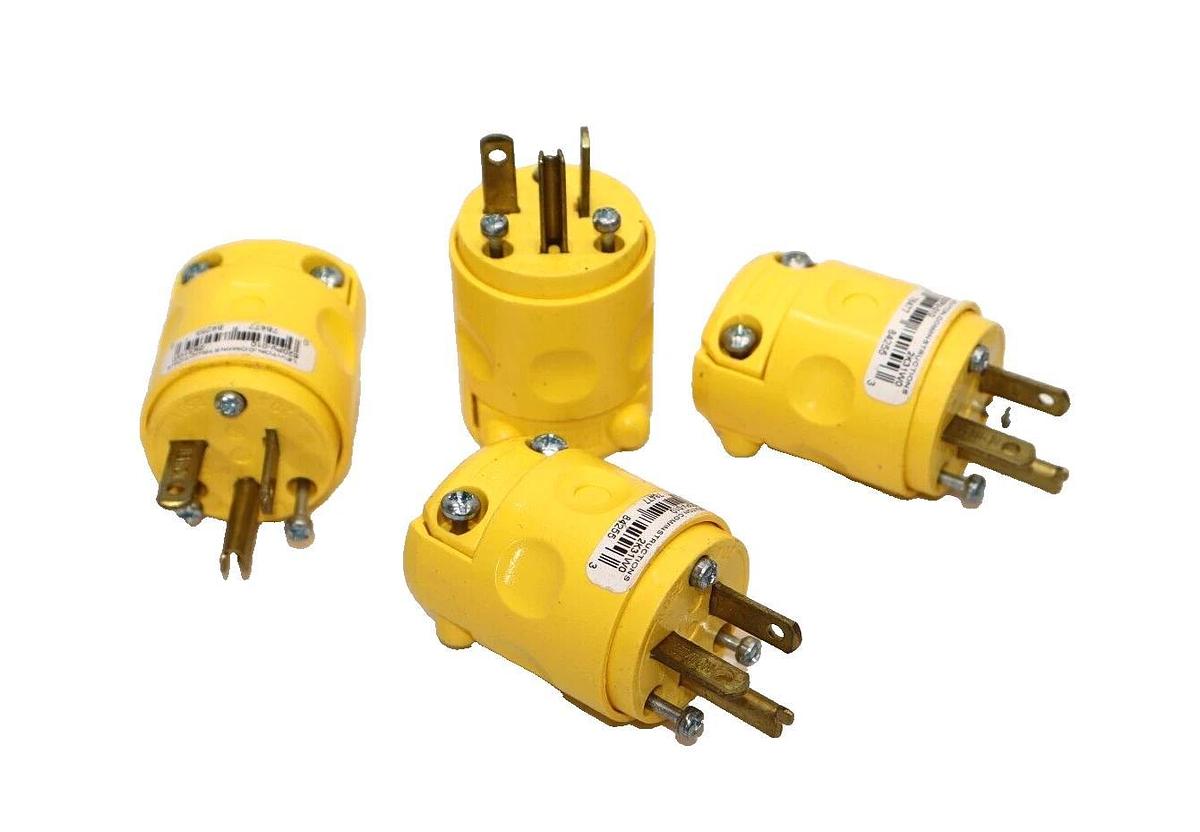 (NEW - Lot of 4) LEVITON 620PV-010 , 620PV010 3 Wire 2 Pole Electric Plug