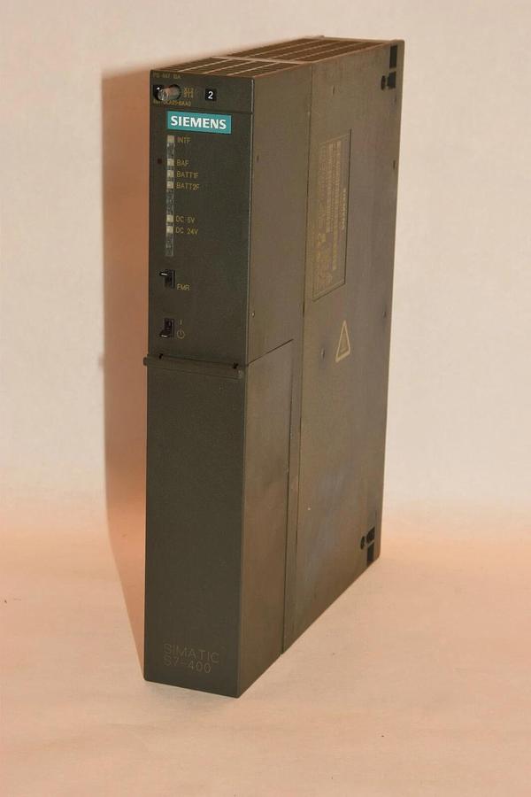 Used SIEMENS 6ES7 407-0KA01-0AA0 6ES7 9520KH000AA0 Power Supply