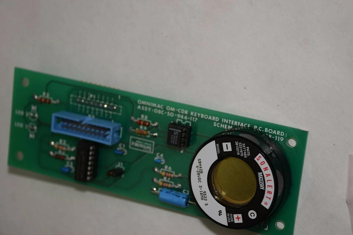 OMNIMAC OM-CDR OMCDR O8C-50-944-117 KEYBOARD INTERFACE PC BOARD NEW
