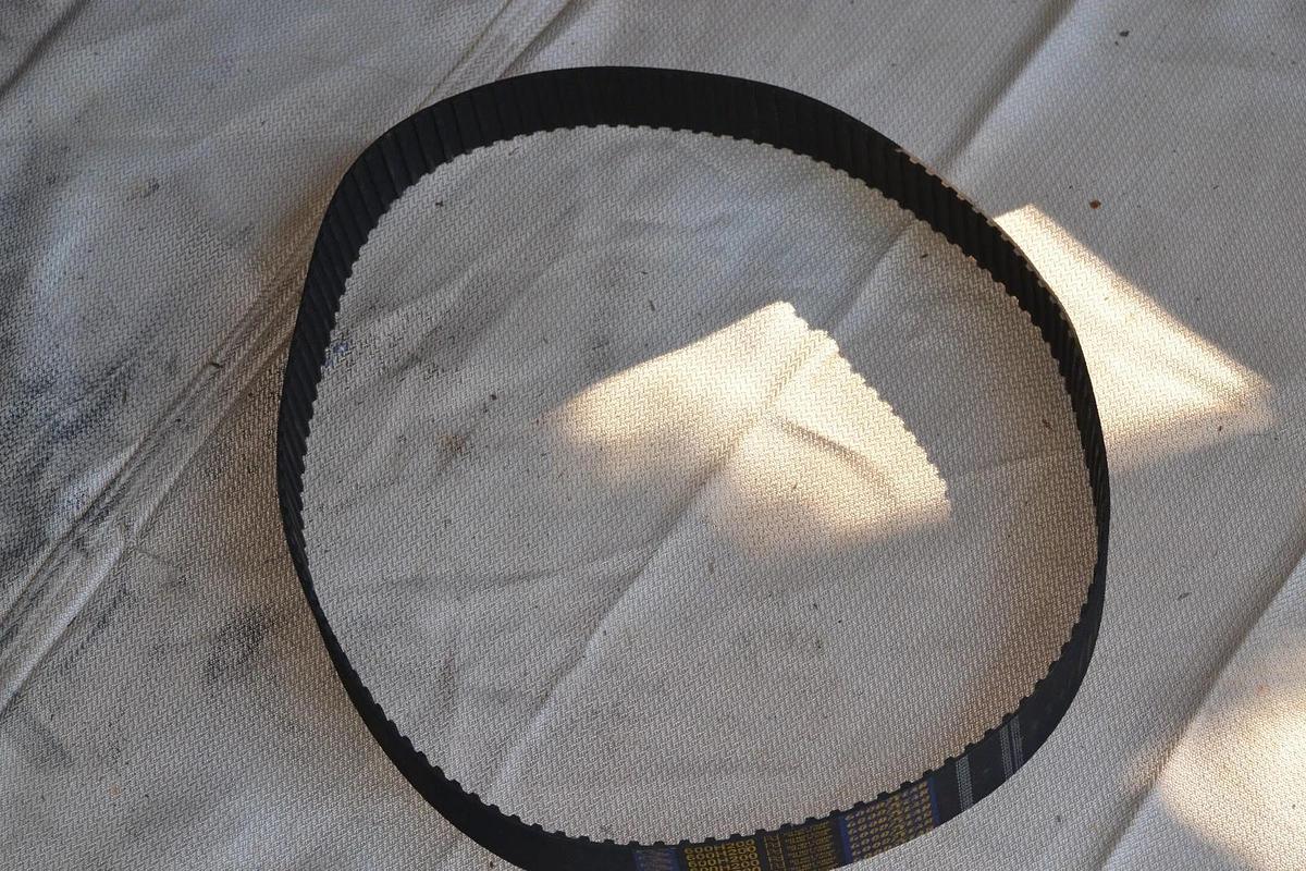 Goodyear 600H200  Timing Belt NEW  600 H 200 2" wide
