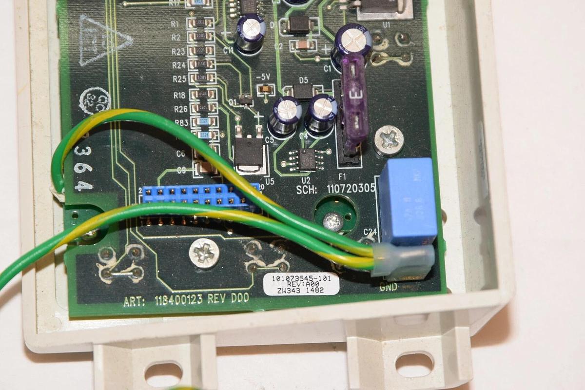 (NEW) EATON POWERWARE 118400123 Rev D00 101073545-101 REV A00 Circuit Bd W Cover