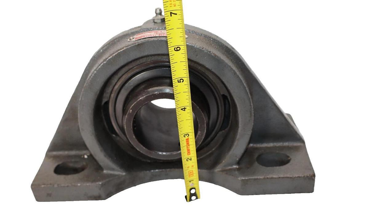 (NEW)  SEALMASTER MFPD-35 MFPD35 MFPD 35 2-3/16" Shaft Pillow Block Bearing