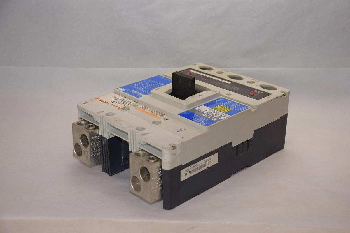 Used CUTLER HAMMER LD2600F , 6633C81G02 600A Amp 2P Circuit Breaker W/LT2600T Trip