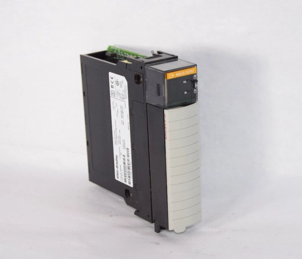Used Allen Bradley 1756-0F4 A 1756-0F4/A Series A Rev J01 Analog Output Module