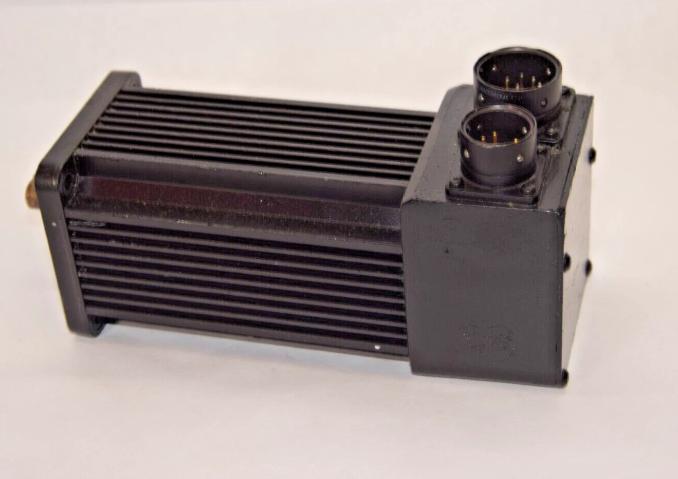 Used ALLEN BRADLEY 1326 AC Servo Motor 1326AS-B330H-21 1326ASB330H21 Ser A 6000rpm