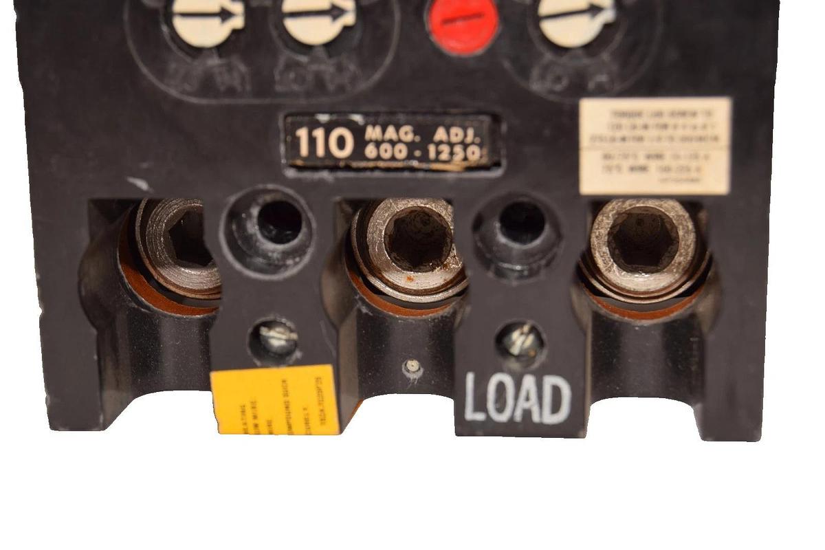 Used GE General Electric THFK236F000 , E11592-R 3 Pole 225A 600V Circuit Breaker