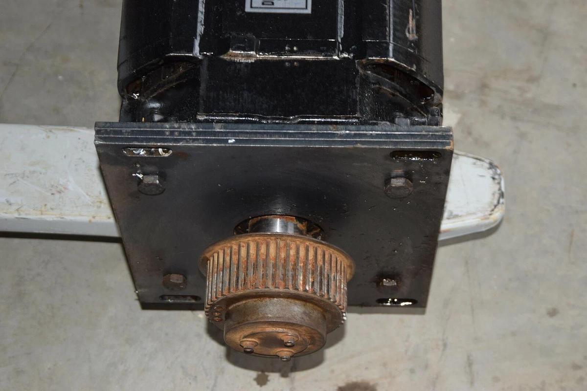 Used Cincinnati Goldline induction Servo Motor 1-604-0001 , 9 KW 6000 RPM 230V 55A