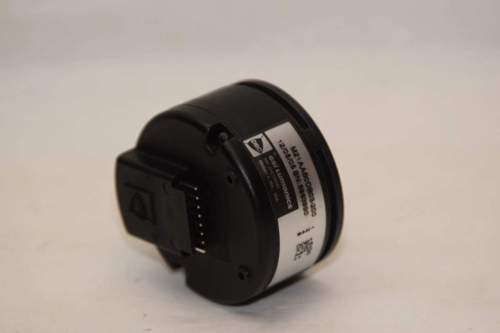 Used DRC DYNAMICS RESEARCH CORP. M21AAS0DB03-200 M21AAS0DB03200 Encoder