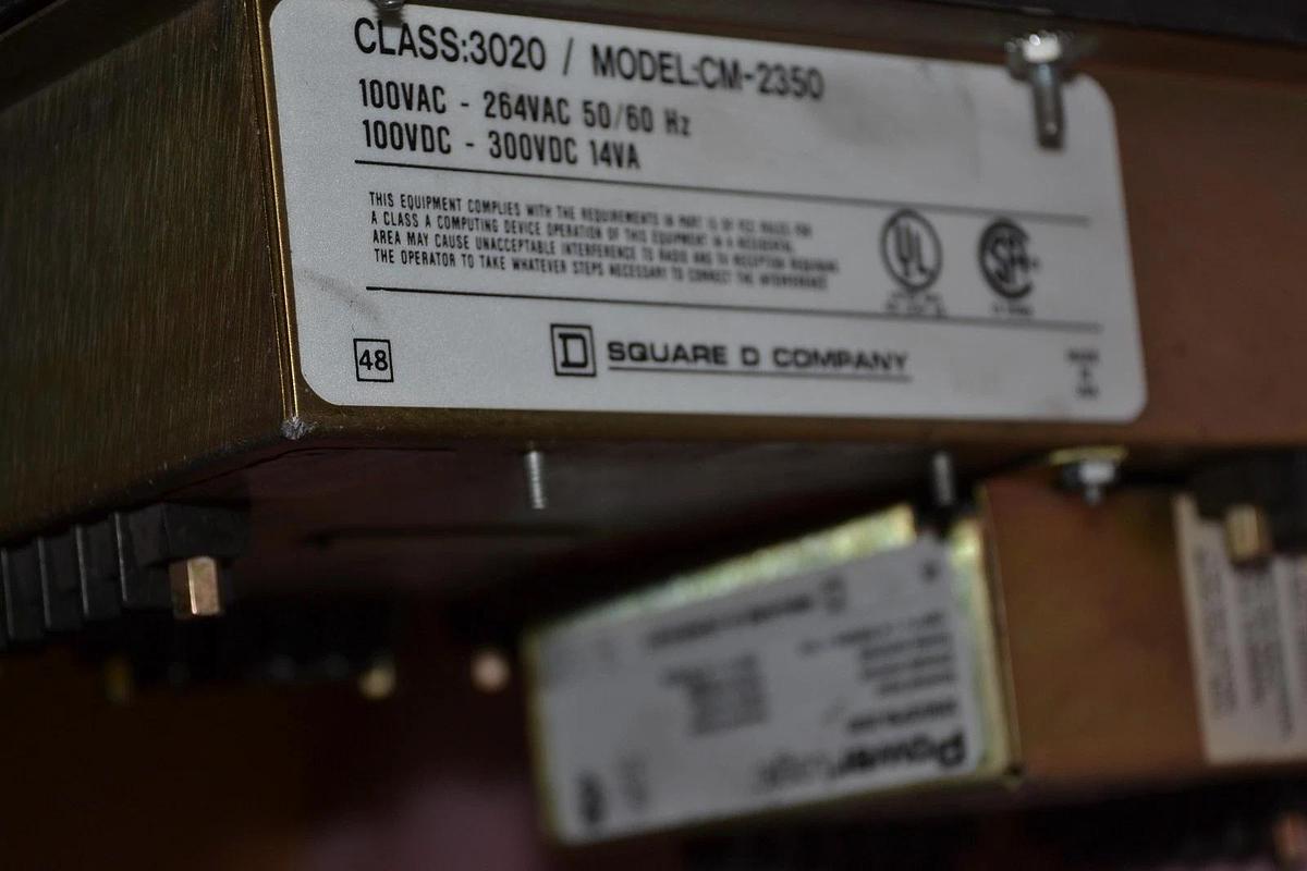 Used SQUARE D Power Logic Monitor 3020/CM-2350 3020 w/ CM-2350 3090/SPM-2000 SRG PROT