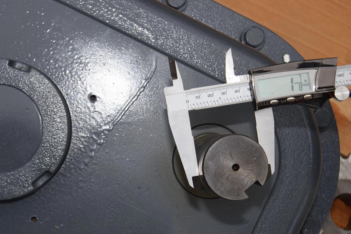 Browning Shaft Mounted Gearbox Gear Box Speed Reducer 215 215SMTP25 24.9  NOS