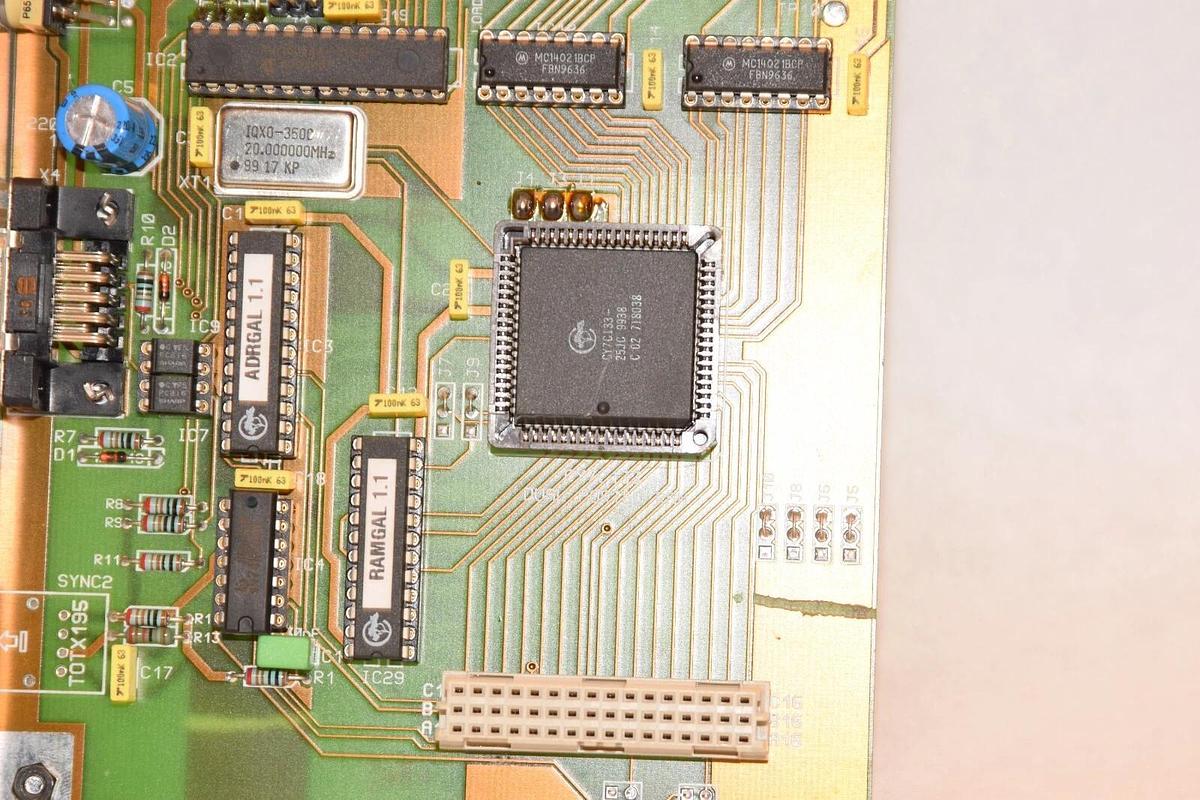 Used RHODE & SCHWARZ SPI-KARTE Rev 1.0 0899A Cy7C133 Dual Ported Ram Circuit Board